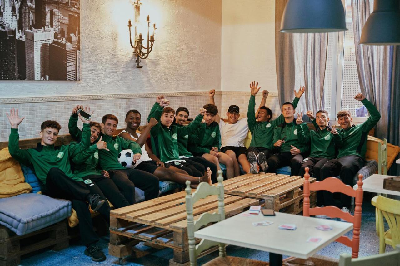 Loft Hostal Group Lloret de Mar Zewnętrze zdjęcie